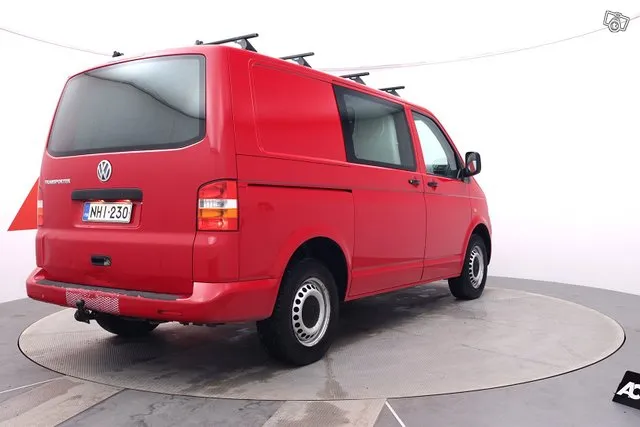 Volkswagen Transporter Trendline umpipak. 1,9 TDI 62 kW - VALMIINA KOVAAN AJOON Image 5