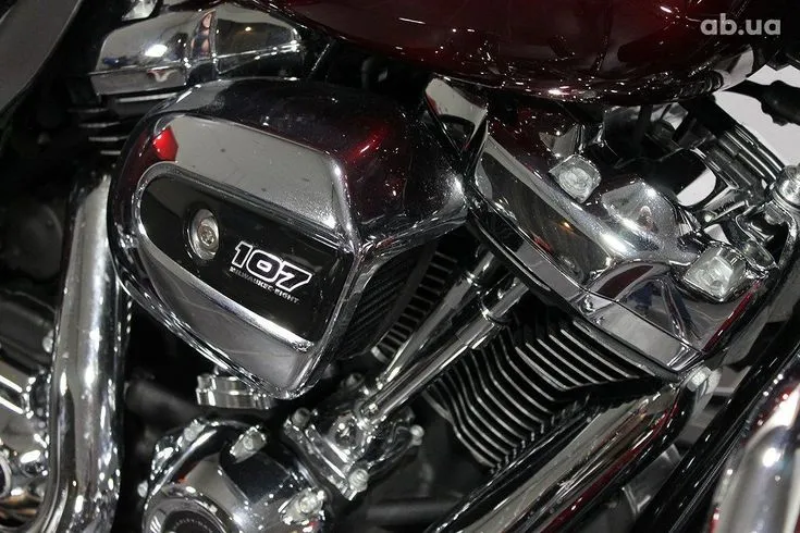 Harley-Davidson FLHXS Image 6